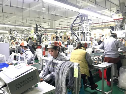 桐梓縣 調(diào)優(yōu)產(chǎn)業(yè)結(jié)構(gòu)，以數(shù)據(jù)處理服務(wù)為抓手加速推進(jìn)新型工業(yè)化